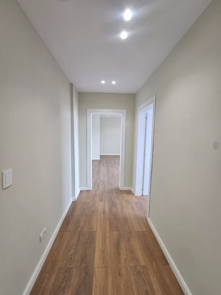 Durres, shitet apartament 2+1+Aneks+Ballkon Kati 7, 95 m² 119.000 € 