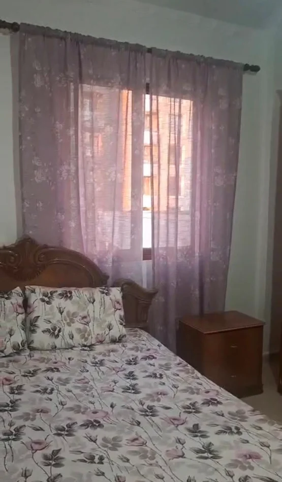 Tirane, jepet me qera apartament 2+1+Ballkon Kati 3, 90 m² 450 € (Jordan Misja)