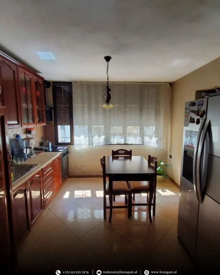Tirane, shes apartament 3+1+Aneks+Ballkon , 110 m² 225.000 € 
