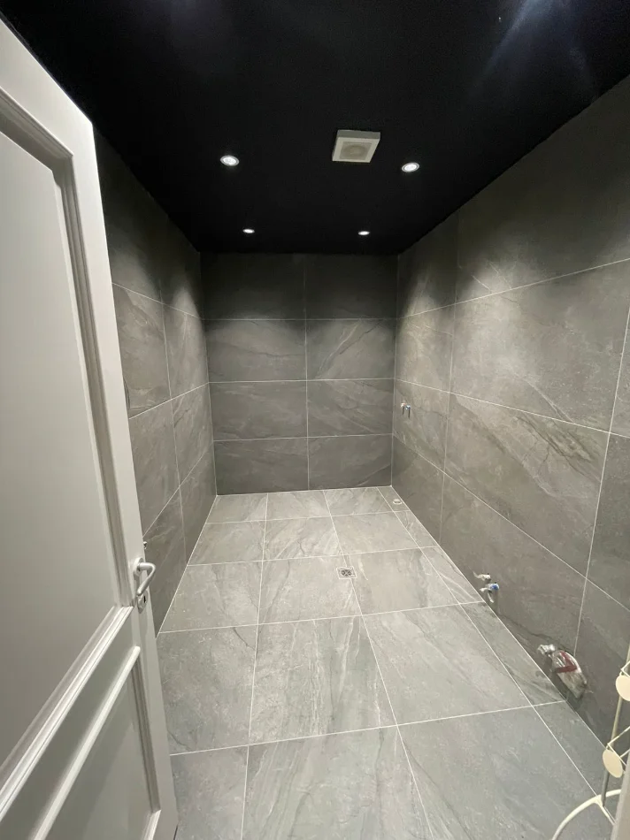 Durres, jepet me qera apartament 2+1+Aneks+Ballkon , 400 € 