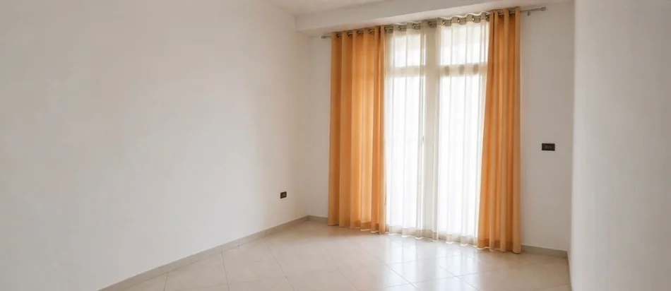 Tirane, jepet me qera zyre Kati 5, 110 m² 1.430 € (Komuna e Parisit)