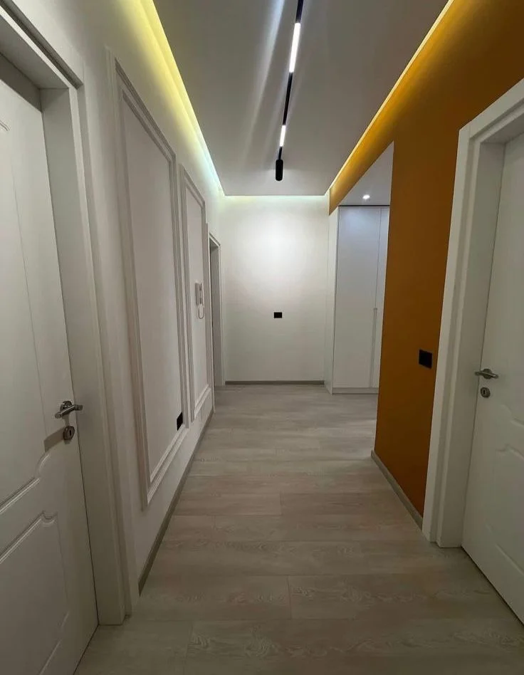 Tirane, jepet me qera apartament 2+1 Kati 3, 118 m² 600 € (urban gate)