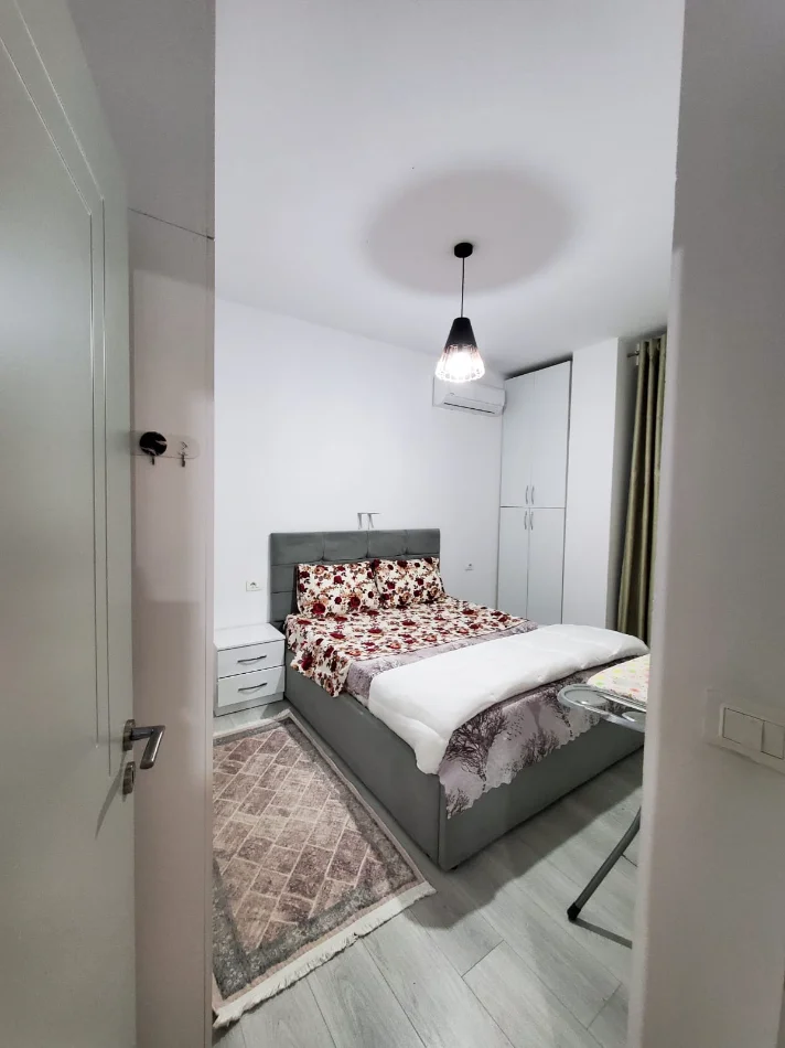 Tirane, jepet me qera 1+1 Kati 2, 60 m² 730 € (Posta Shqiptare Tiranë ZP Nr.2 - 1060)