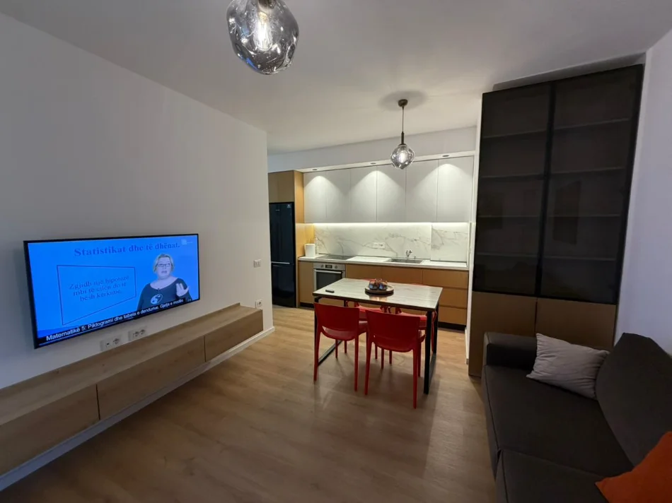 Tirane, shitet apartament 2+1 Kati 8, 71 m² 160.000 € (ish fusha e aviacionit)