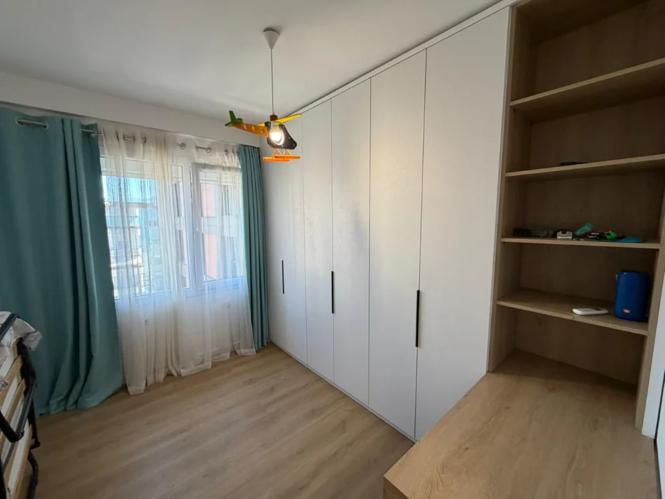 Tirane, shitet apartament 2+1 Kati 8, 71 m² 160.000 € (ish fusha e aviacionit)
