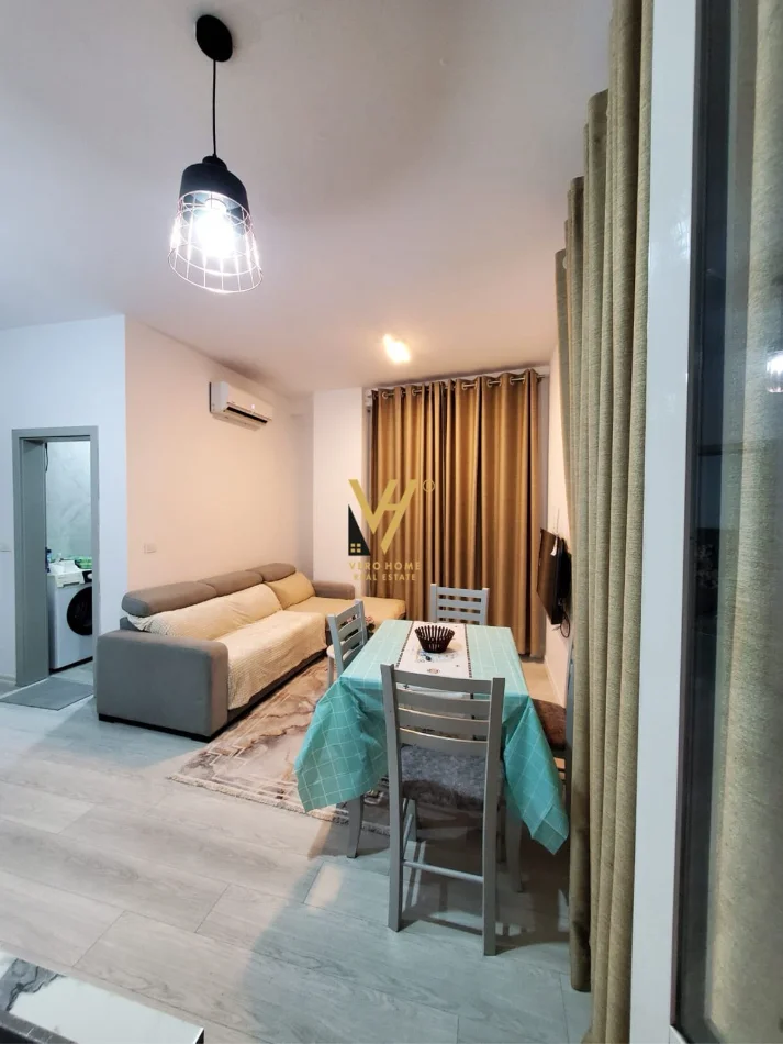 Tirane, jepet me qera apartament 1+1+Ballkon Kati 2, 60 m² 720 € (KOMUNA E PARISIT)