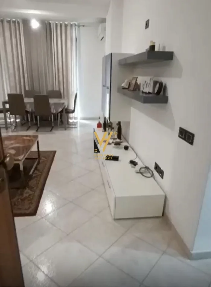 Tirane, shitet apartament 2+1+Ballkon Kati 5, 110 m² 360.000 € (KOMUNA E PARISIT)