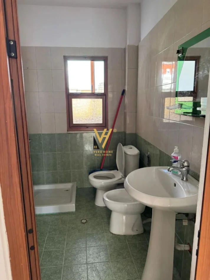 Tirane, shitet apartament 1+1+Ballkon Kati 5, 63 m² 123.000 € (ALI DEMI)