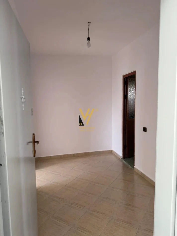 Tirane, shitet apartament 1+1+Ballkon Kati 5, 63 m² 123.000 € (ALI DEMI)
