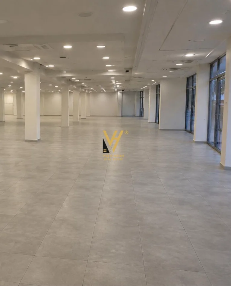 Tirane, jepet me qera ambjent biznesi Kati 0, 500 m² 3.500 € (KODRA E DIELLIT)