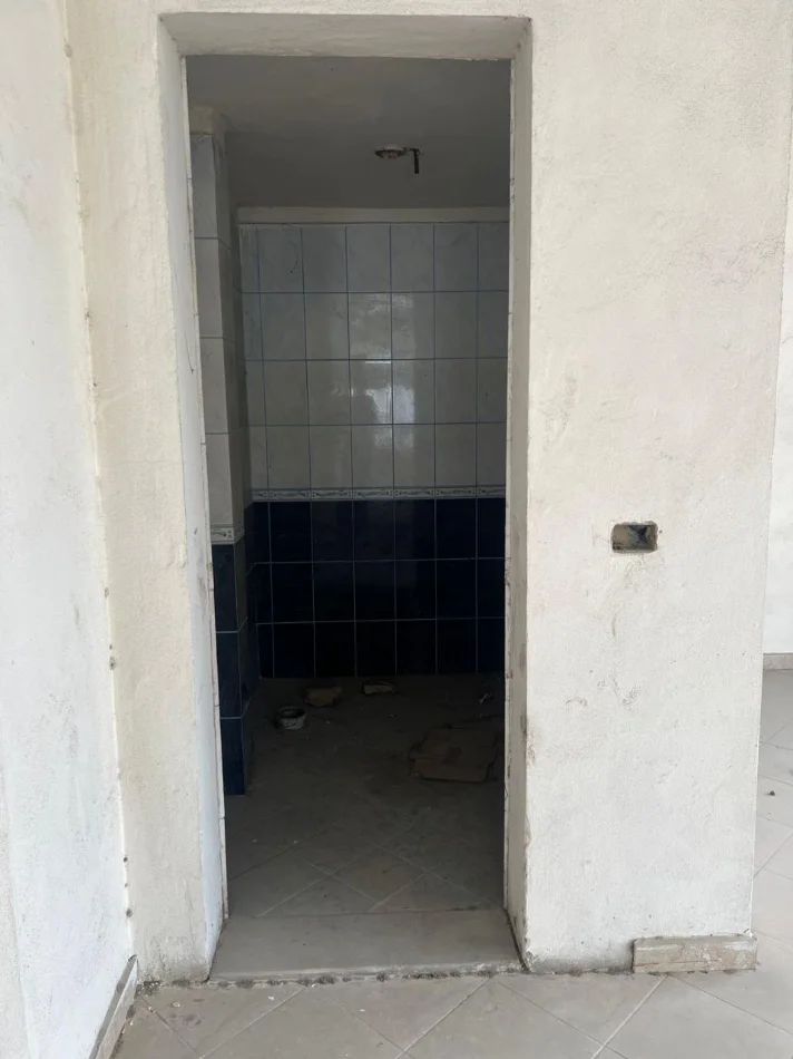 Me qera: Ambient Biznesi 📌Vlore - Perballe Spitalit || 200m² || Cmimi me marreveshje