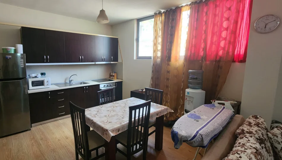 Tirane, jepet me qera apartament 2+1 Kati 1, 101 m² 550 € 