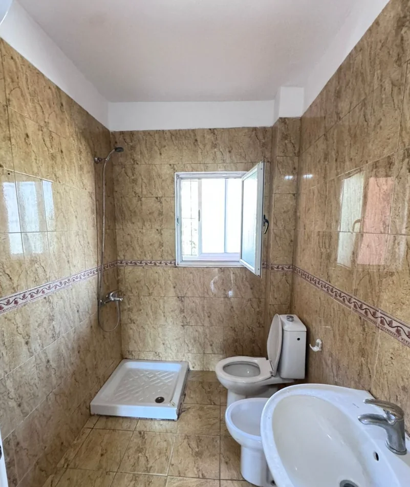 Tirane, shitet apartament 1+1 Kati 2, 60 m² 115.000 € (RRUGA IRFAN TOMINI)