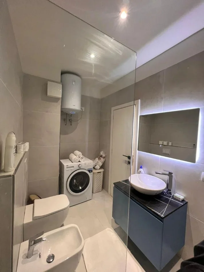 Tirane, shitet apartament 1+1 Kati 2, 62 m² 120.000 € (astir)