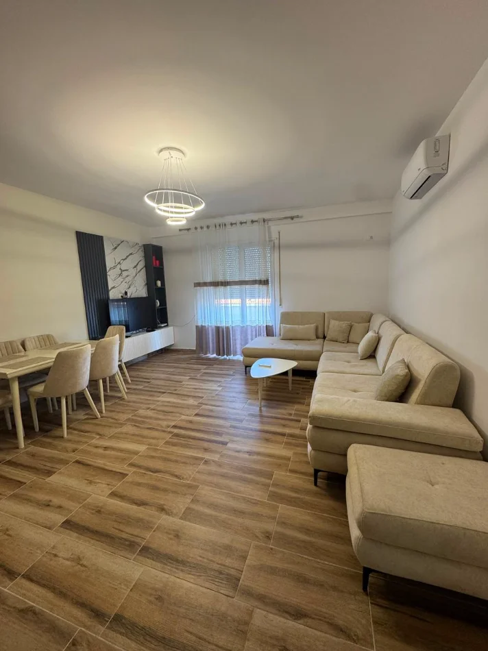 Durres, shitet apartament 1+1+Ballkon Kati 6, 82 m² 135.200 € (pishat e buta)