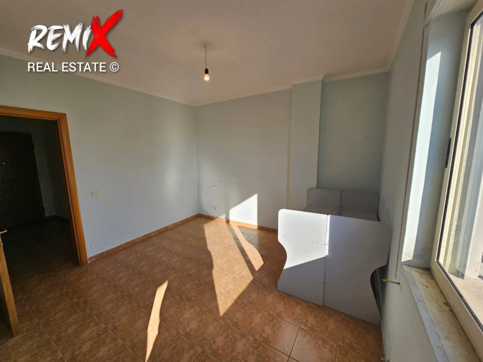 Durres, shitet apartament 2+1+Aneks+Ballkon Kati 7, 127 m² 190.000 € 