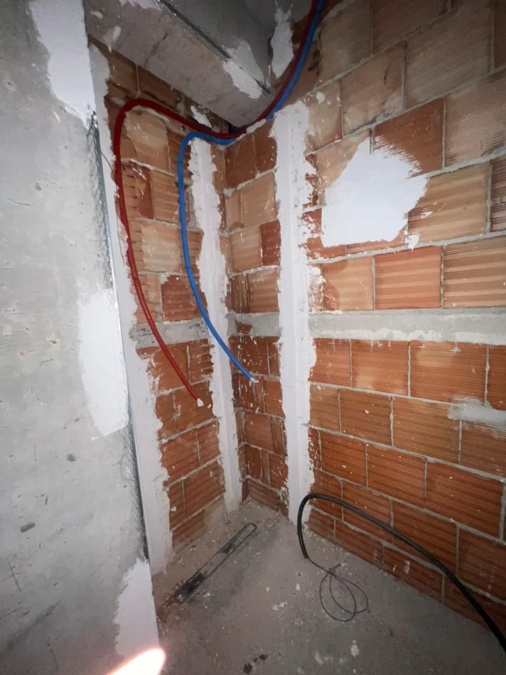 Tirane, shitet apartament 2+1 Kati 6, 110 m² 172.800 € (PORCELAN/ KOMPLEKSI BENGAS)