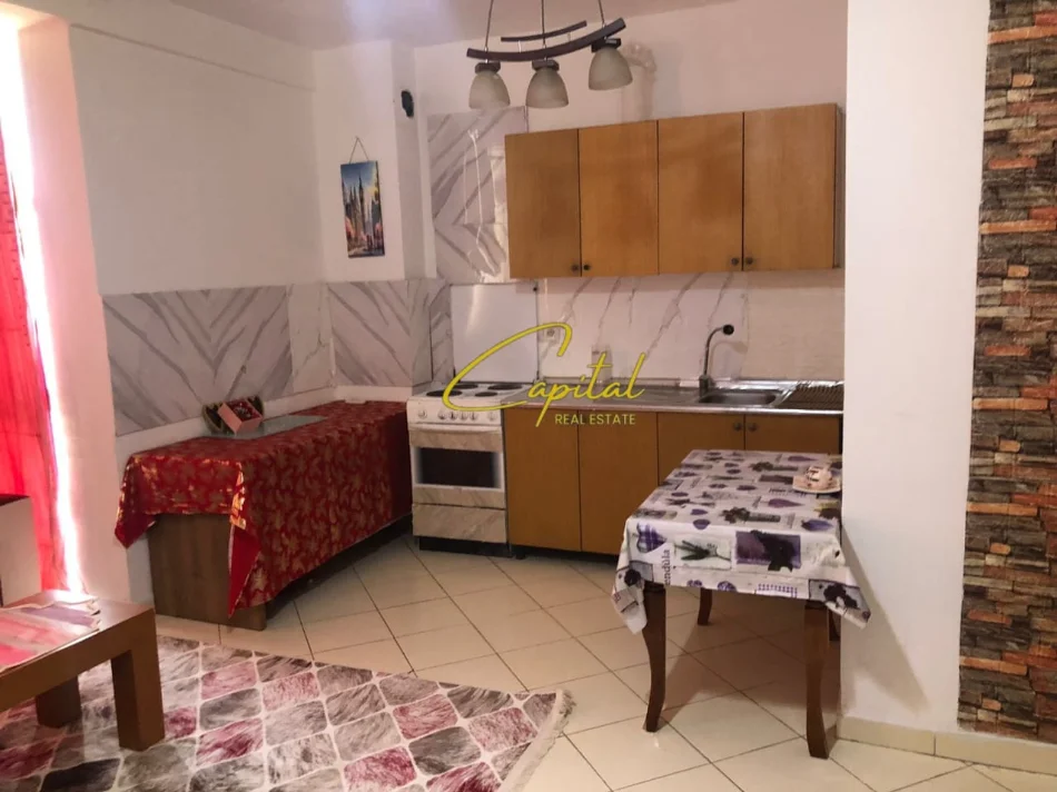 Tirane, jepet me qera apartament 1+1 Kati 6, 70 m² 400 € (ASTIR)