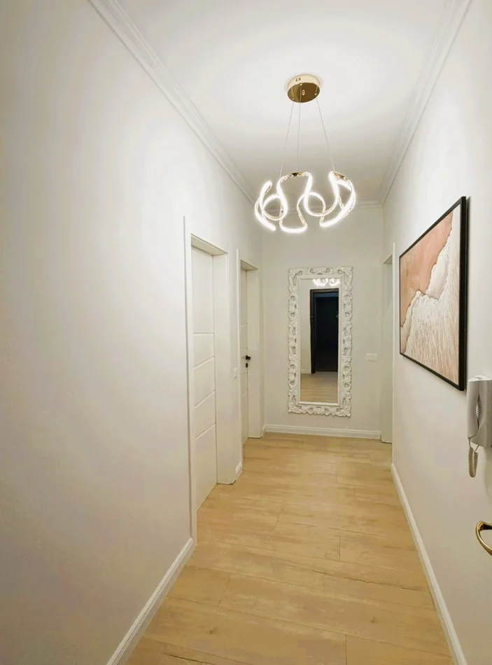 Tirane, shitet apartament 1+1+Aneks+Ballkon Kati 7, 74 m² 131.600 € 