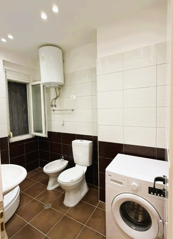 Tirane, shitet apartament 1+1+Aneks+Ballkon Kati 7, 74 m² 131.600 € 