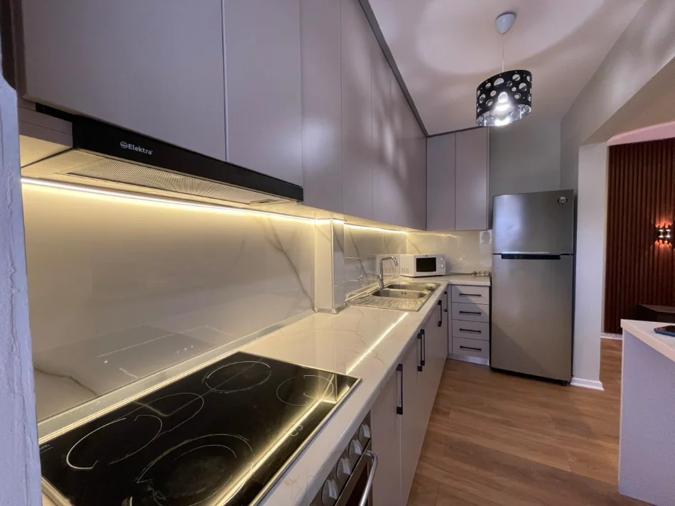 Tirane, shes apartament 2+1 Kati 2, 74 m² 145.000 € (Ali dem)