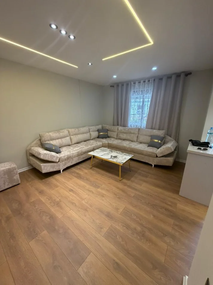 Tirane, shes apartament 2+1 Kati 2, 74 m² 145.000 € (Ali dem)