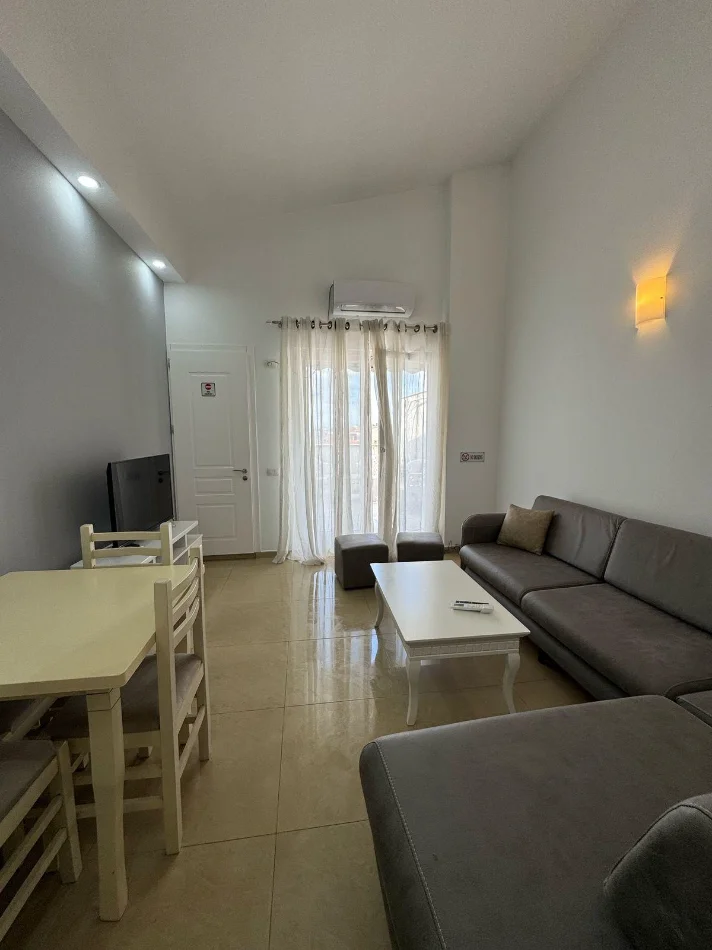 Tirane, jepet me qera apartament 1+1 Kati 6, 90 m² 450 € (Kodra e Diellit ,prane Supermarket Aldi)