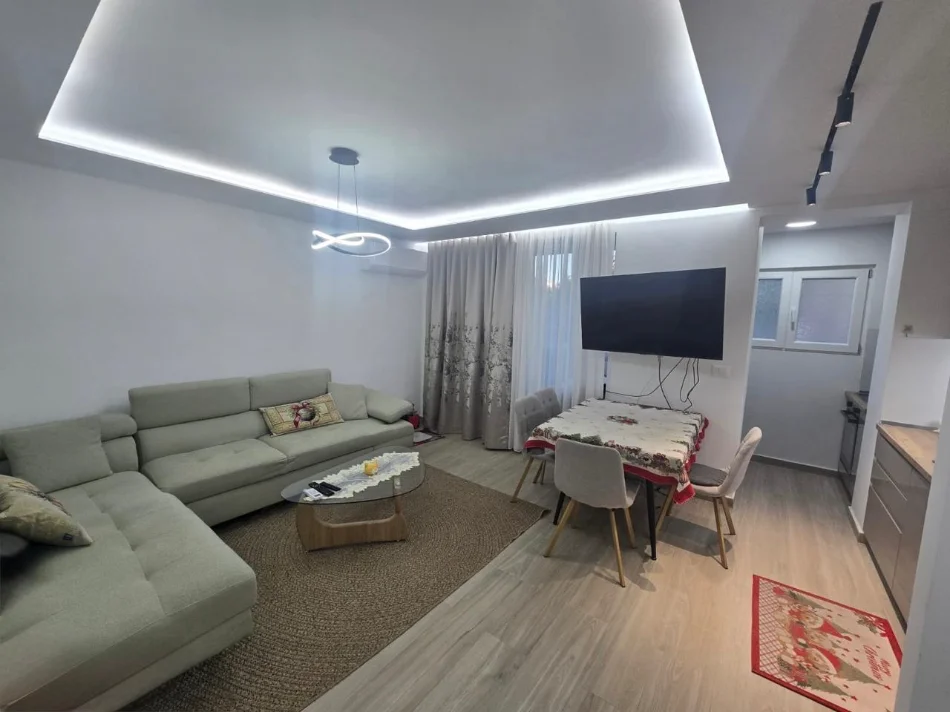Tirane, shitet apartament 2+1 Kati 3, 78 m² 200.000 € (Rruga Arkitekt Kasemi)