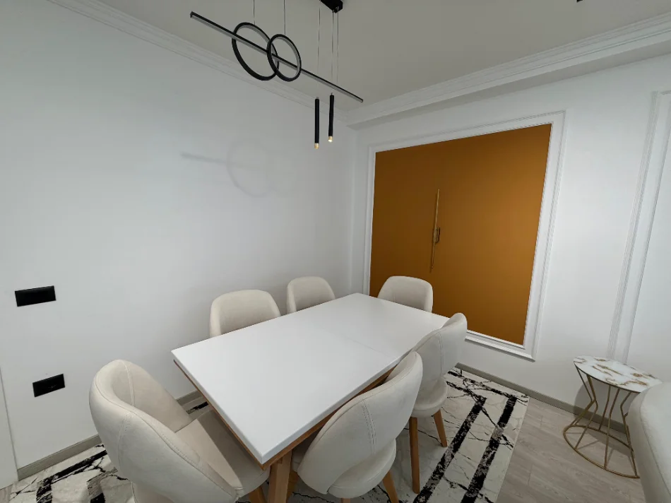 Tirane, jepet me qera apartament 2+1+Aneks+Ballkon Kati 3, 110 m² 600 € (Astir)