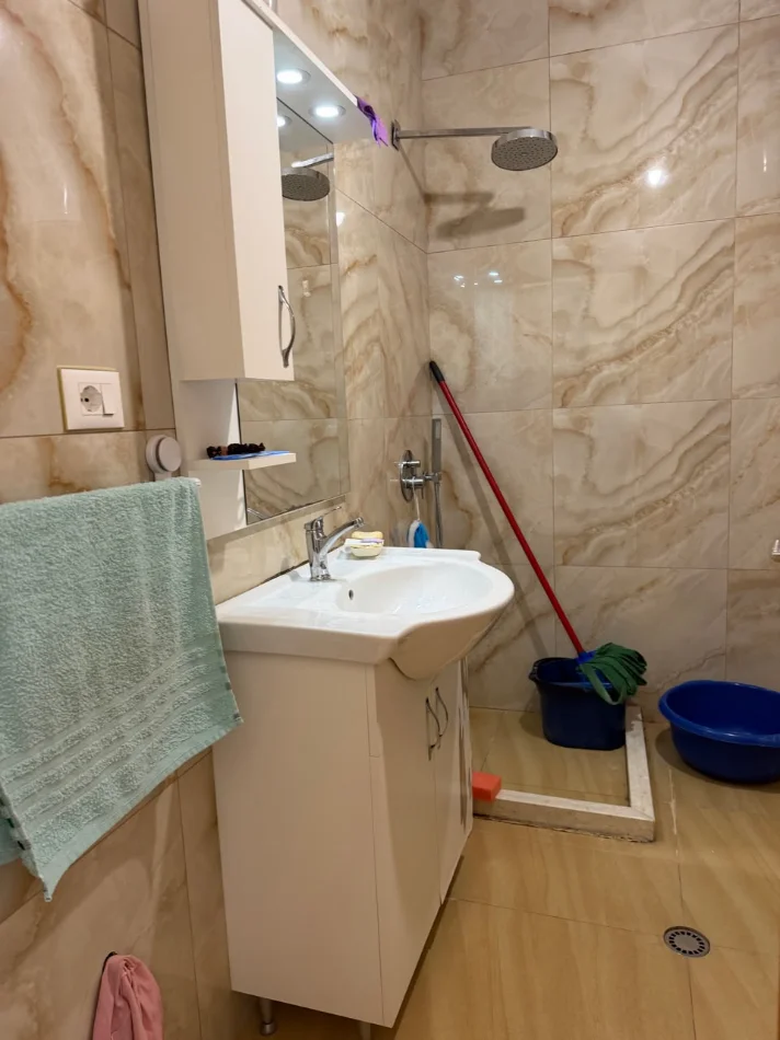 Tirane, shitet apartament 1+1+Ballkon Kati 3, 69 m² 154.000 € 