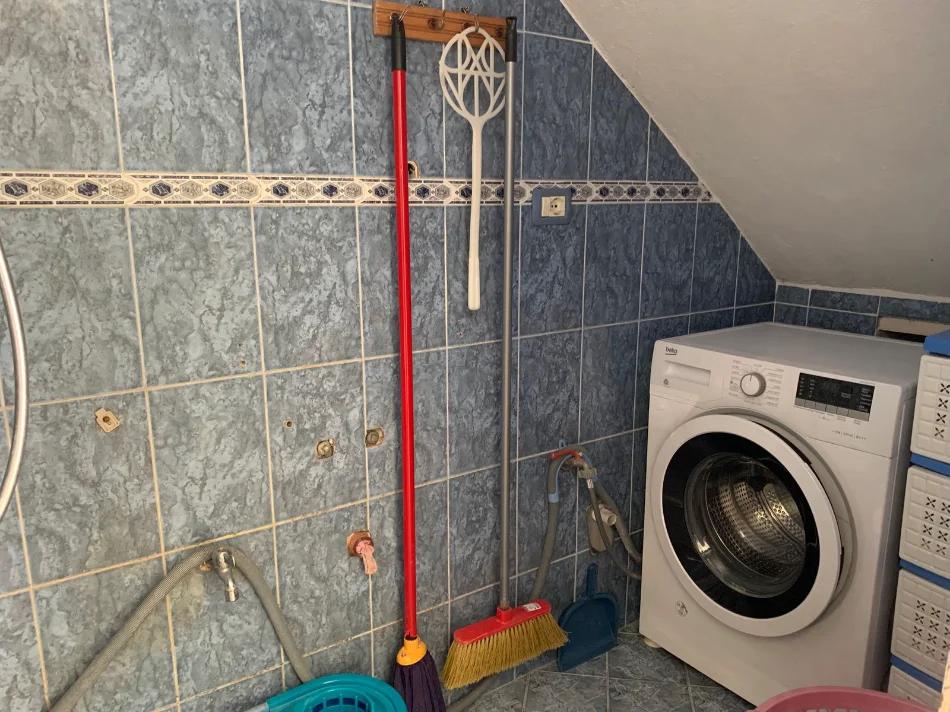 Tirane, jepet me qera apartament 2+1 Kati 2, 150 m² 450 € (kodra e priftit)