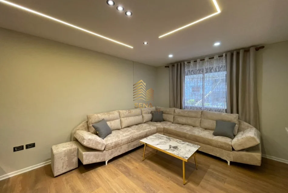 Tirane, shitet apartament 2+1+Ballkon Kati 2, 74 m² 145.000 € (Ali Demi)
