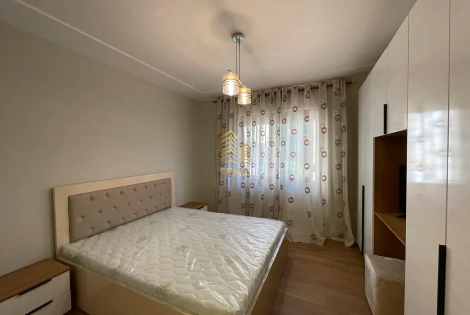 Tirane, shitet apartament 2+1+Ballkon Kati 2, 74 m² 145.000 € (Ali Demi)