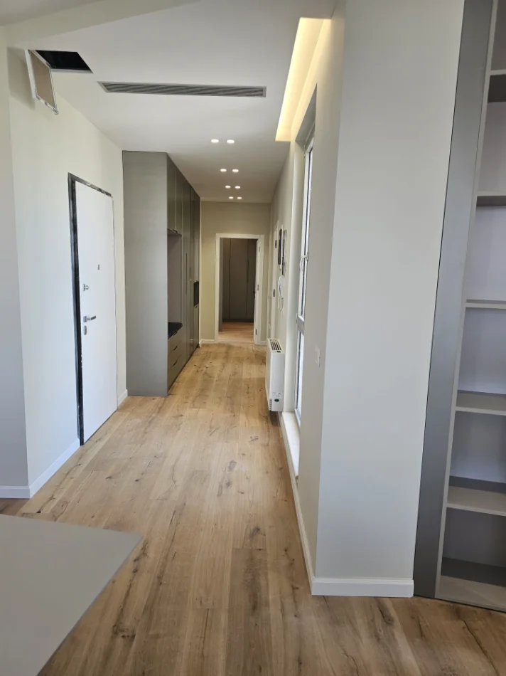 Tirane, jepet me qera 2+1+Aneks+Ballkon , 105 m² 1.900 € (Liqeni I Thate)