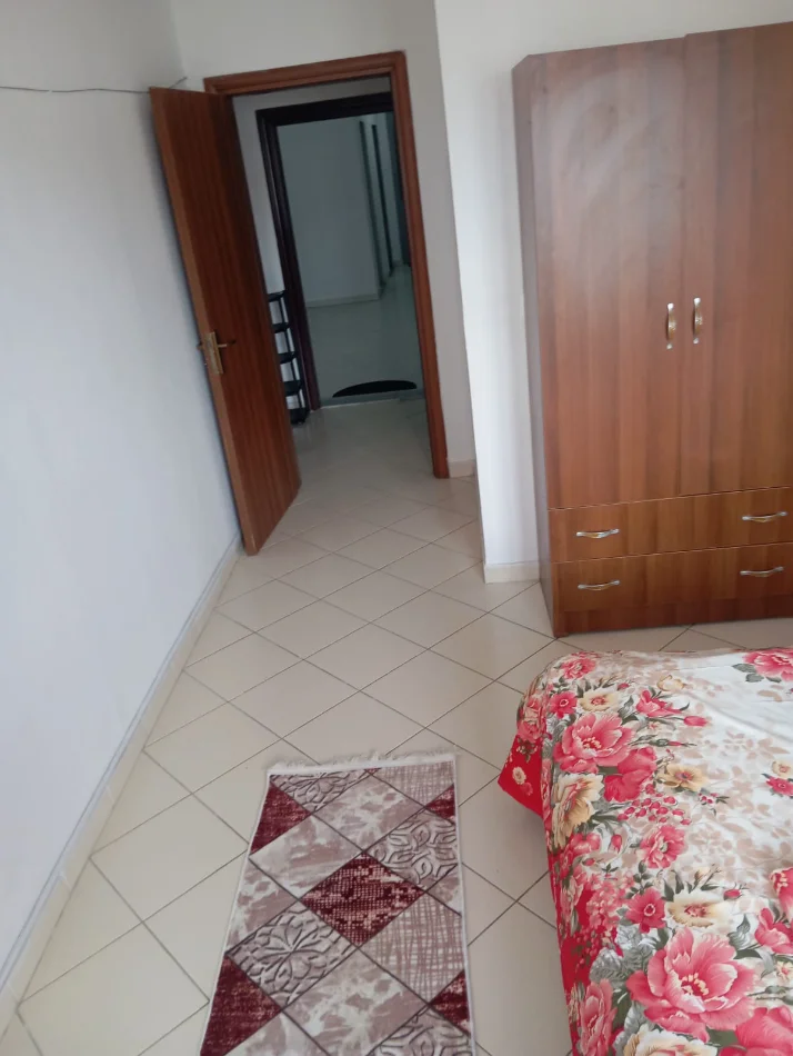 Tirane, jepet me qera apartament 1+1+Ballkon Kati 6, 70 m² 400 € (ASTIR)