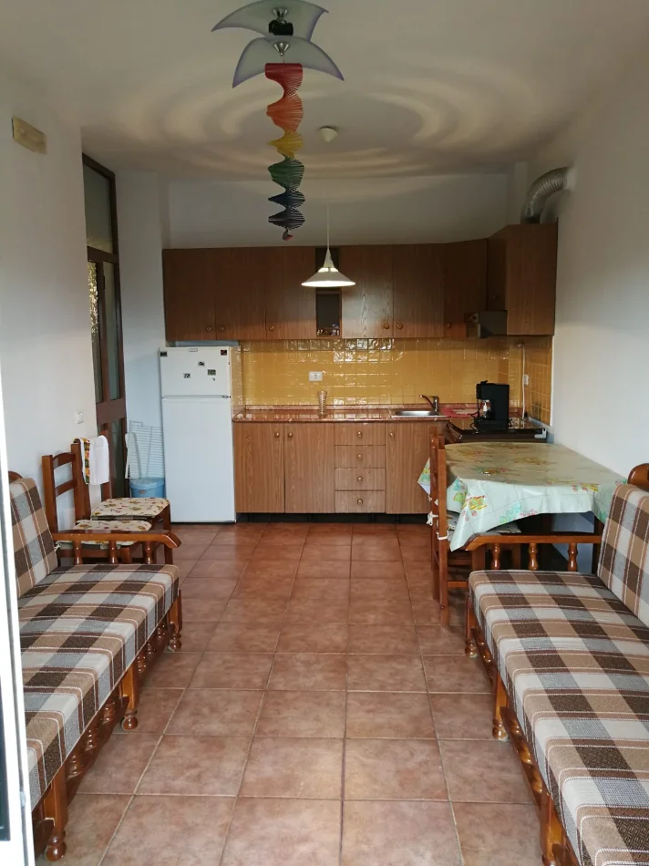 Durres, jepet me qera apartament 1+1 Kati 4, 65 m² 400 € (Durres Plazh)