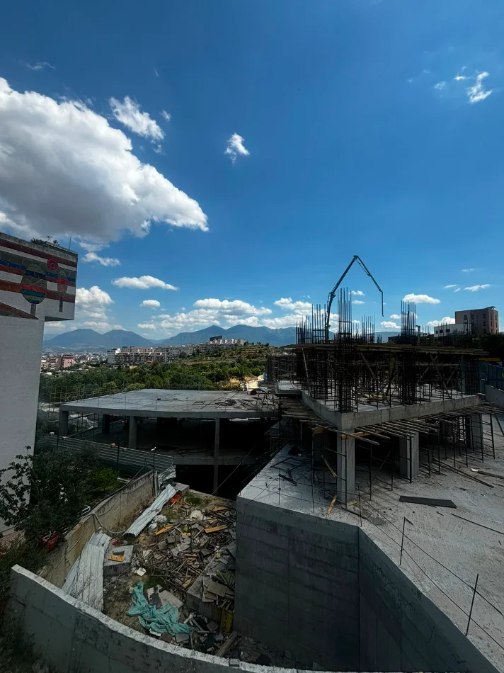 Tirane, shitet apartament 2+1 Kati 4, 144 m² 244.000 € (kodra e diellit lindje)