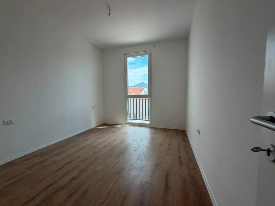 Tirane, shitet apartament 2+1 Kati 2, 85 m² 191.000 € (sauk i vjeter)
