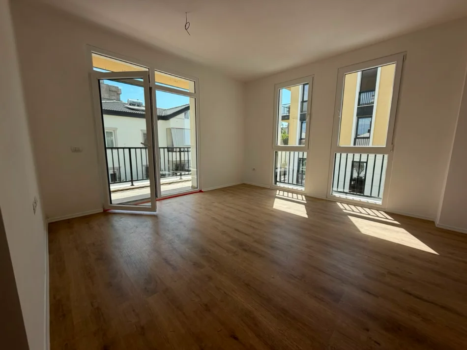 Tirane, shitet apartament 2+1 Kati 2, 85 m² 191.000 € (sauk i vjeter)