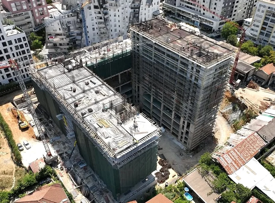 Tirane, shitet apartament 1+1 Kati 5, 45 m² 97.000 € (KOMPLEKSI GUCCE)