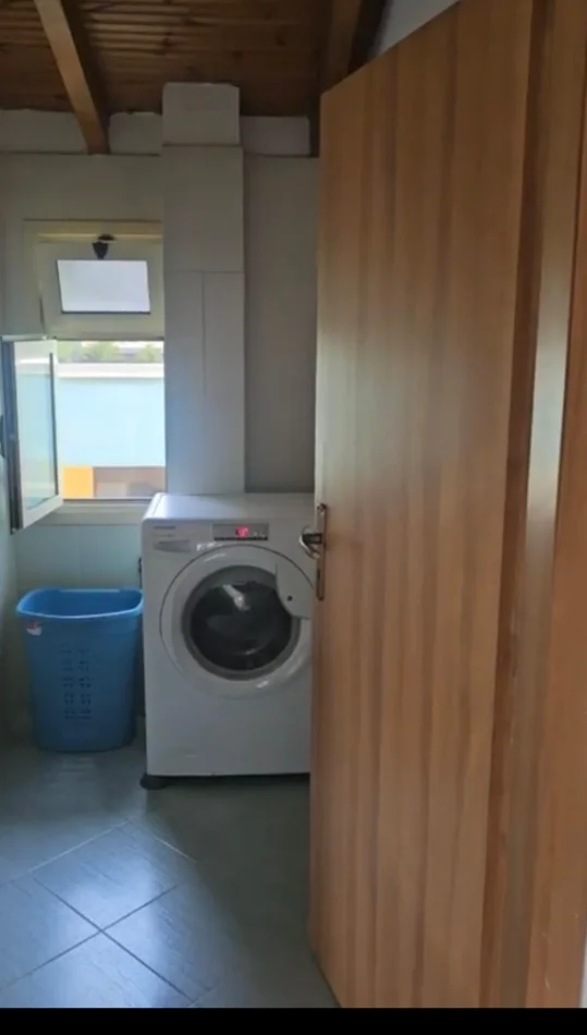 JEPET ME QERA 2+1 NE RRUGEN SIRI KODRA, PRANE HOTEL MERIDIAN , 450 EURO