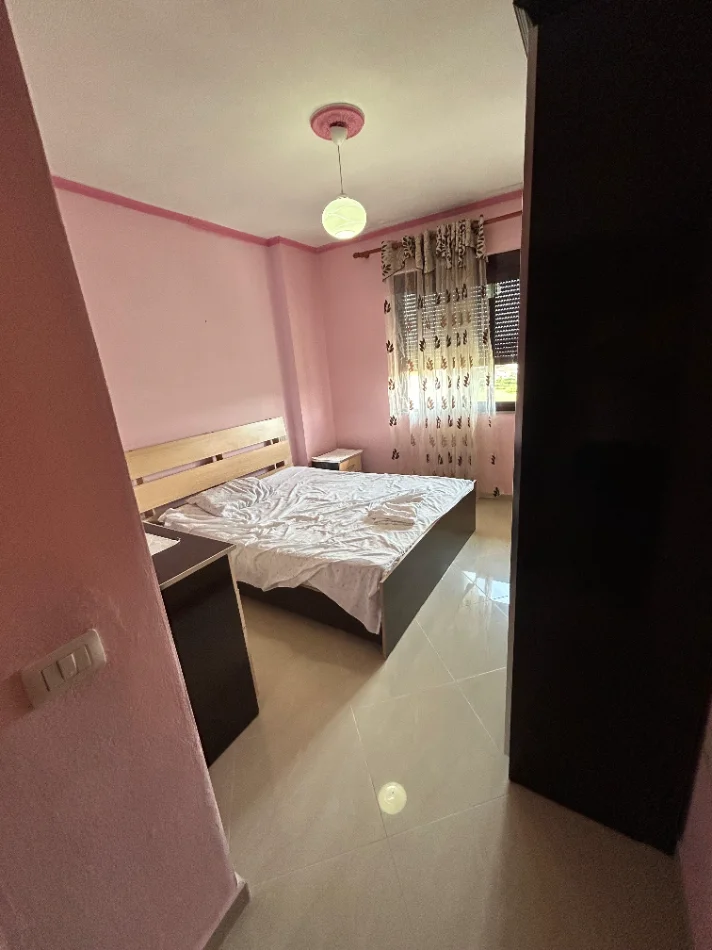 Tirane, jepet me qera apartament 2+1+Ballkon Kati 8, 110 m² 450 € (Return Coffe Rruga Astrit Losha, Tiranë, Albania)