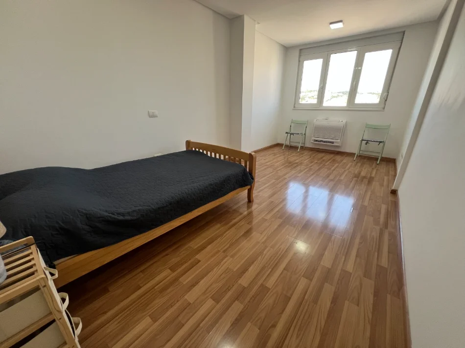 Durres, shitet apartament 2+1 Kati 10, 120 m² 240.000 €