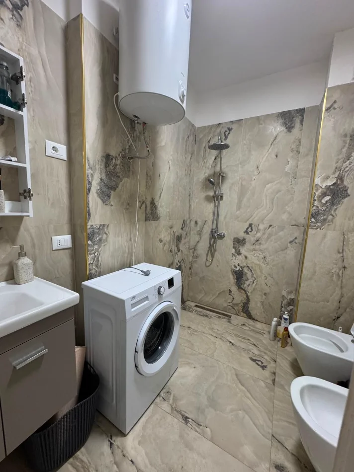 Durres, shitet apartament 1+1+Ballkon Kati 6, 82 m² 135.200 € (Golem, Durres)