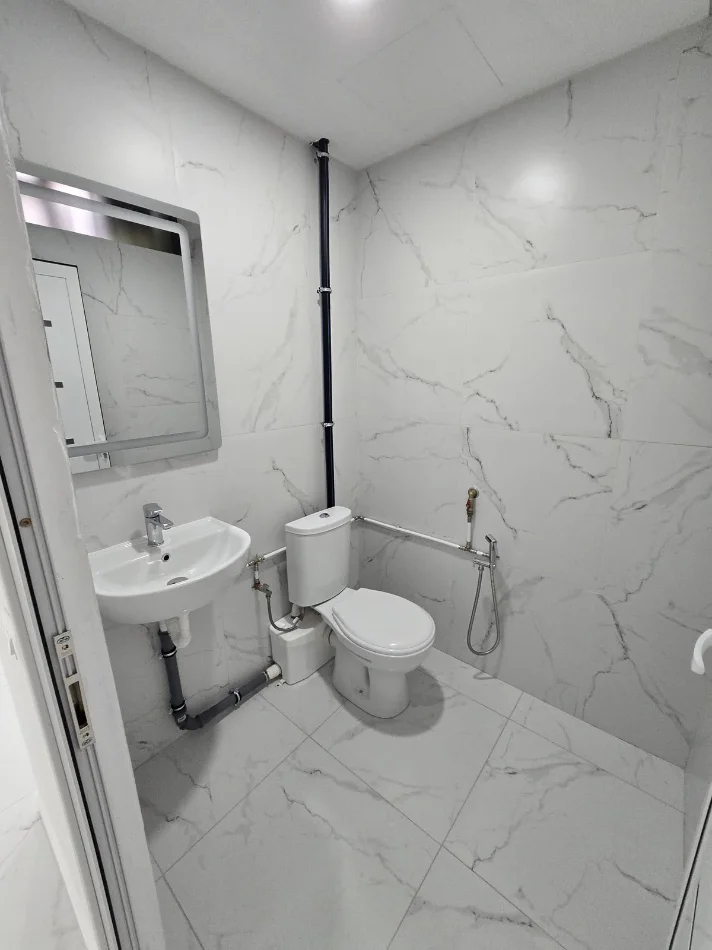 Tirane, shitet dyqan Kati -1, 48 m² 99.000 € (Komuna e Parisit)