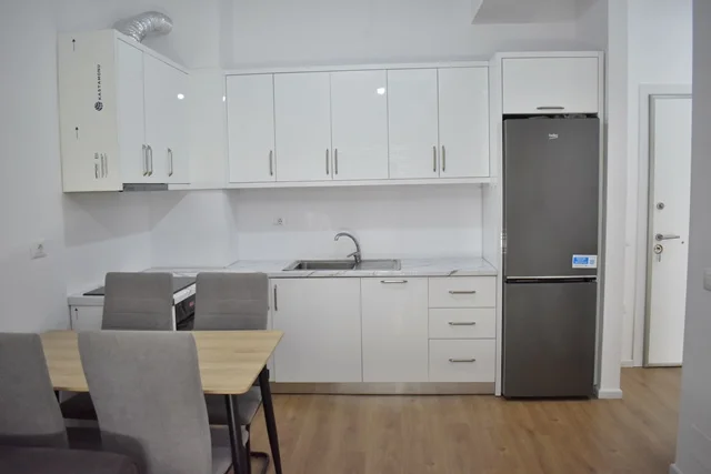 Tirane, jepet me qera apartament 1+1+Ballkon Kati 5, 60 m² 459 € (Rruga Pasho Hysa)