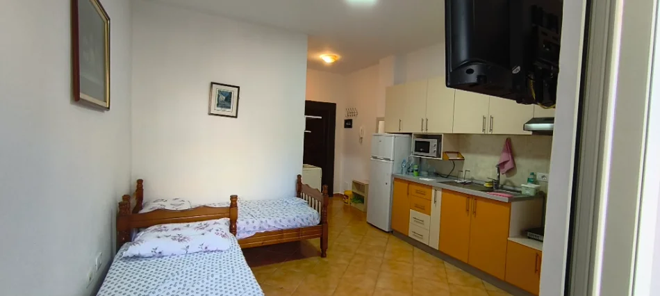 Durres, shitet garsonier Kati 2, 33 m² 50.000 € (Mali i Robit, Golem)