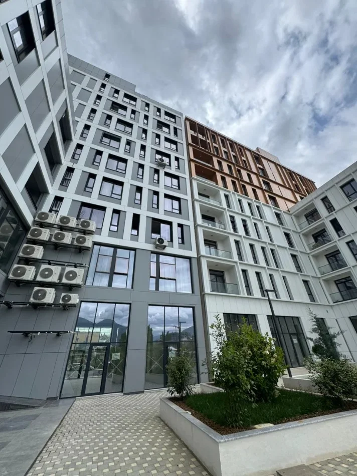 Tirane, jepet me qera apartament 1+1 Kati 6, 65 m² 700 € (Bulevardi i Ri)