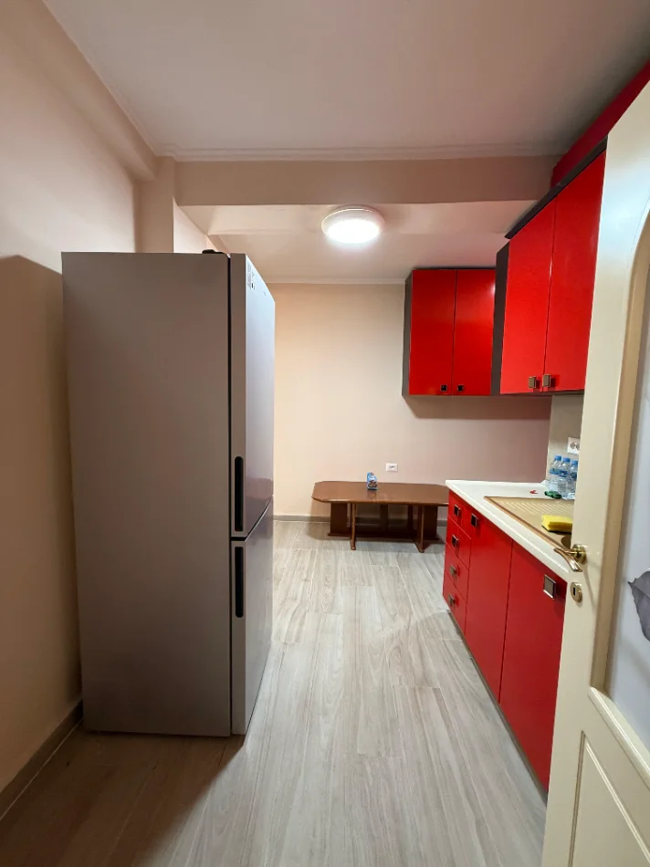 Tirane, shitet apartament 1+1+Ballkon , Bulevardi Zogu I, 💶 253.000€