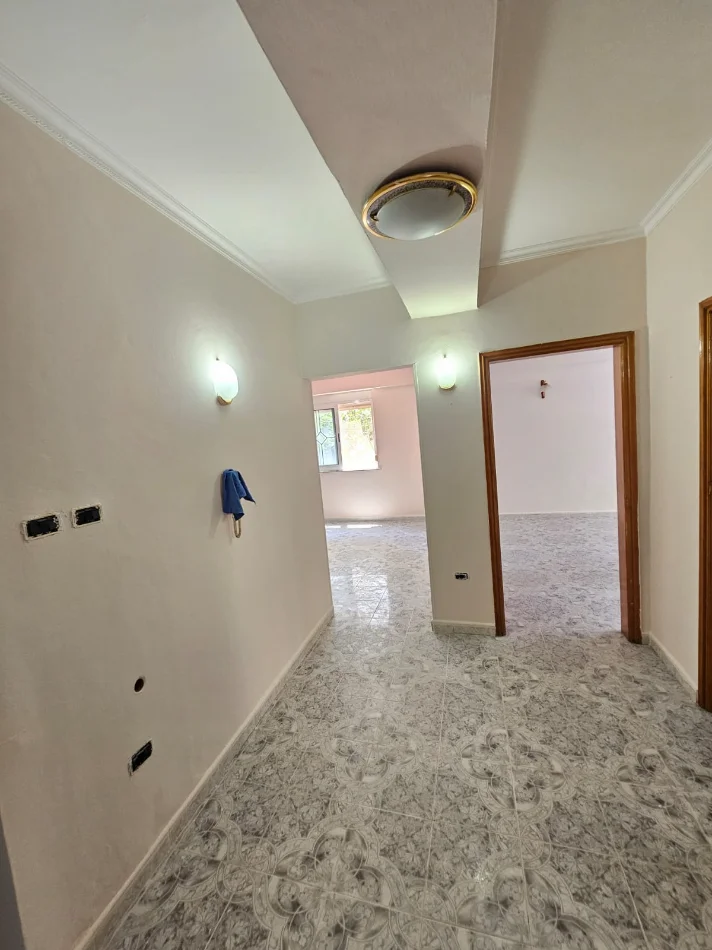 Durres, shitet apartament 2+1+Aneks+Ballkon Kati 2, 76 m² 155.000 € 